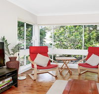 Surf Beach Views - quiet position close to beach - Accommodation Australia