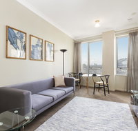 Sydney CBD 1 Bedroom Self-Contained Apartment with Spectacular Sydney Harbour View 1312 BRG - Accommodation Australia