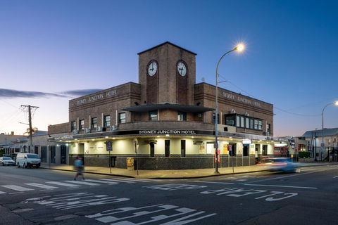 Sydney Junction Hotel - Accommodation Australia 0