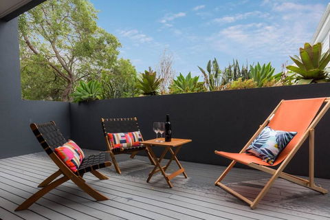 Sydney Townhouse With Parking And Deck - Australia Shopping 3