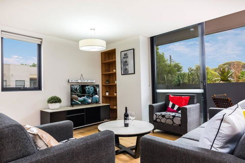 Sydney Townhouse With Parking And Deck - Australia Shopping 2