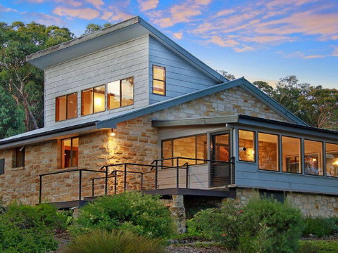 Sydney View - 70km From Sydney, 1000km From Care! - Bed n Breakfasts 2