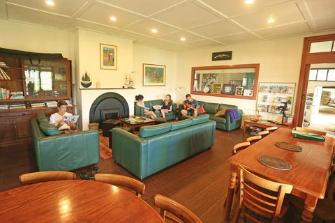 Sydney, Pittwater YHA - Accommodation Australia 3