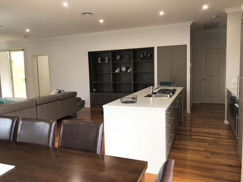 Taboga, 3 Bedroom, 3 Bathroom Villia - Local Tourism 3
