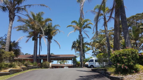 Tabourie Lake Motor Inn - Accommodation Australia 0