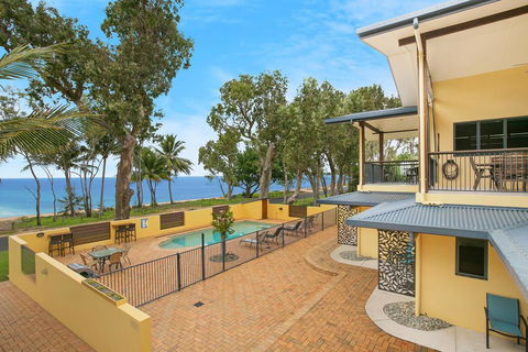 Taihoa Holiday Units Adults Only - Local Tourism 1