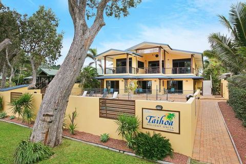 Taihoa Holiday Units Adults Only - Local Tourism 0