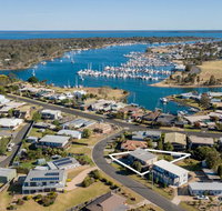 Tanjil - A stroll from the water in Paynesville - Accommodation Australia