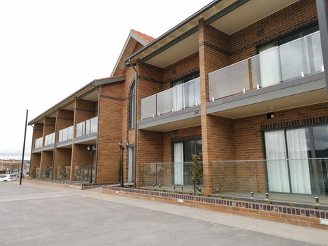 The Abbey Motel Goulburn - Local Tourism 2