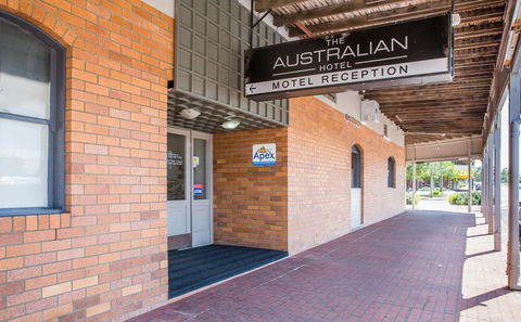 The Australian Hotel Murgon - Australia Shopping 3
