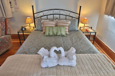 Stamps Of Stanley - Accommodation Australia 14