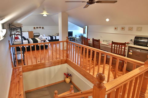 Stamps Of Stanley - Accommodation Australia 1