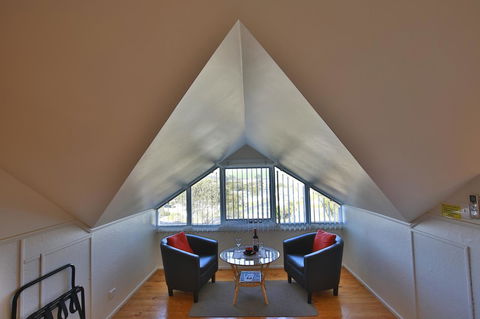 Stamps Of Stanley - Accommodation Australia 11