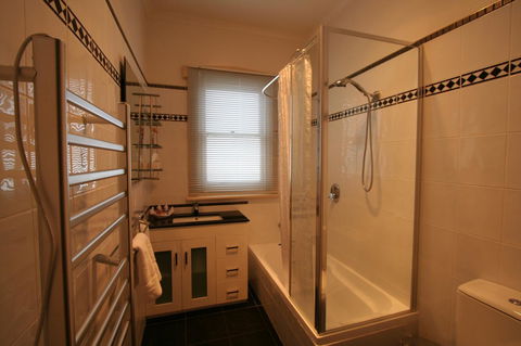 Moonah Central Apartments - Accommodation Australia 42