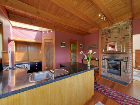 Bridge View Retreat - Accommodation Australia 37