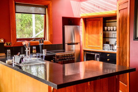 Bridge View Retreat - Accommodation Australia 30