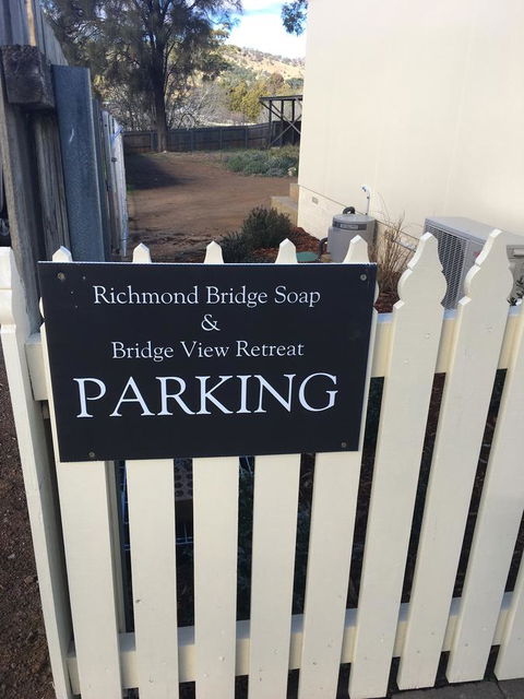 Bridge View Retreat - Accommodation Australia 13