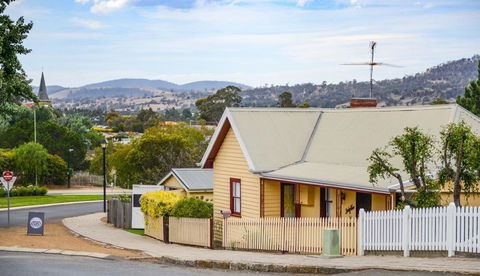 Bridge View Retreat - Accommodation Australia 29