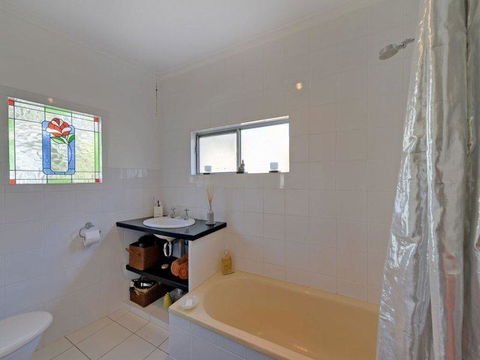 Bridge View Retreat - Accommodation Australia 38