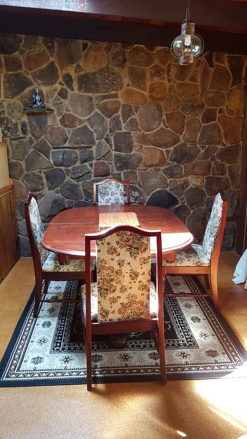 Whispering Hills Retreat - Accommodation Australia 6