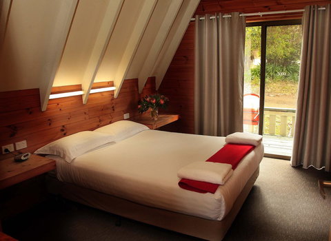 Bicheno By The Bay - Australia Shopping 17