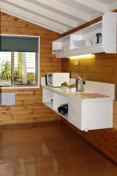 Bicheno By The Bay - Australia Shopping 29