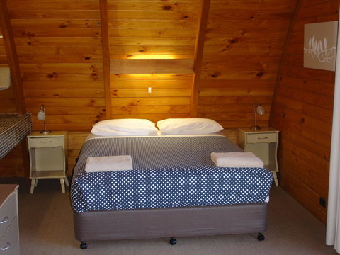 Bicheno By The Bay - Australia Shopping 13