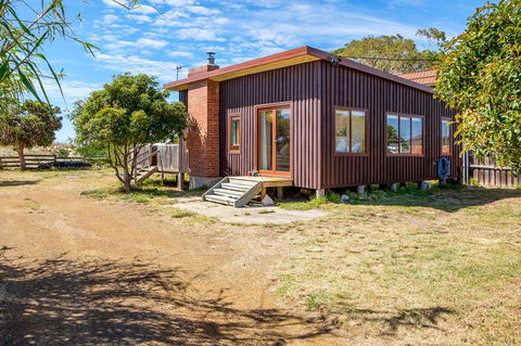 Aqua Beachfront! - Accommodation Australia 15