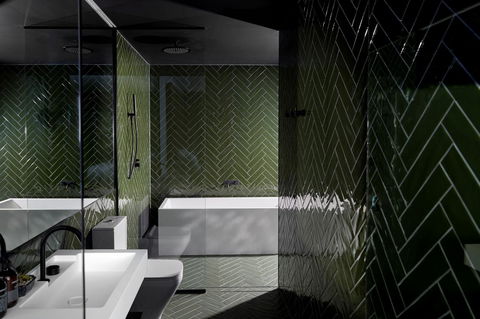 Moss Hotel - Accommodation Australia 12