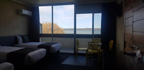 Bayside Hotel - Accommodation Australia 5