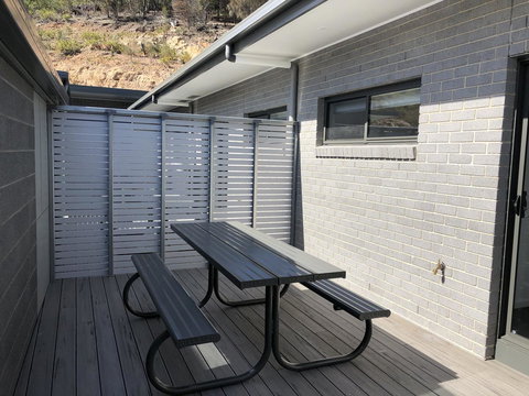 Risdon Brook Hotel - Australia Shopping 9