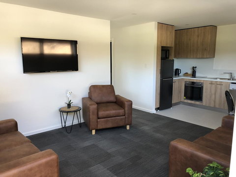 Risdon Brook Hotel - Australia Shopping 13