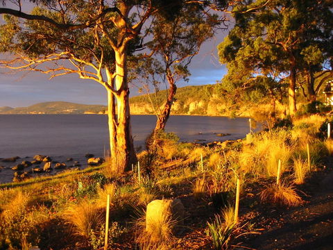 Beachside Taroona With Spa - Accommodation Australia 19