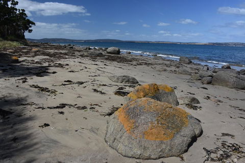 Beachside Taroona With Spa - Accommodation Australia 30