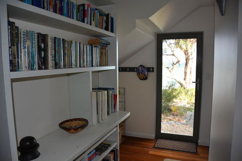 Beachside Taroona With Spa - Accommodation Australia 10