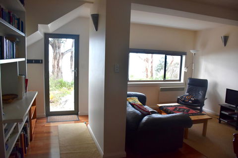 Beachside Taroona With Spa - Accommodation Australia 7