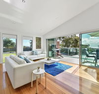 Seas The Day - Seaside Getaway - Accommodation Australia