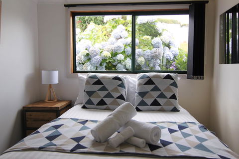 DOLPHIN LOOKOUT COTTAGE - Amazing Views Of The Bay Of Fires - Accommodation Australia 6