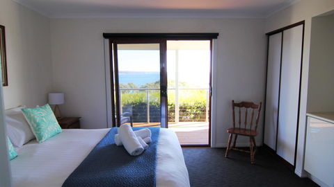 DOLPHIN LOOKOUT COTTAGE - Amazing Views Of The Bay Of Fires - Accommodation Australia 13