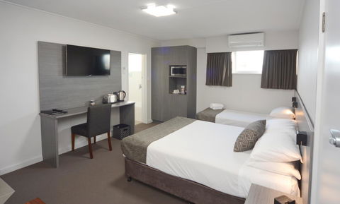 Bridge Hotel - Accommodation Australia 5