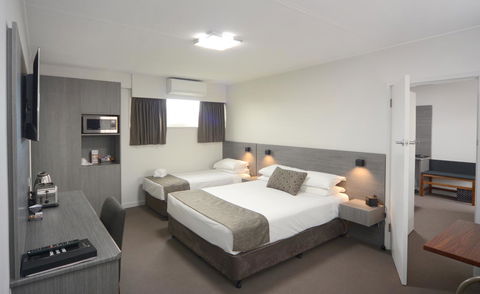 Bridge Hotel - Accommodation Australia 2