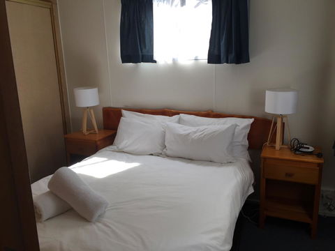 Regatta Point Tavern & Holiday Villas - Accommodation Australia 25