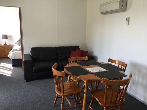 Regatta Point Tavern & Holiday Villas - Accommodation Australia 18