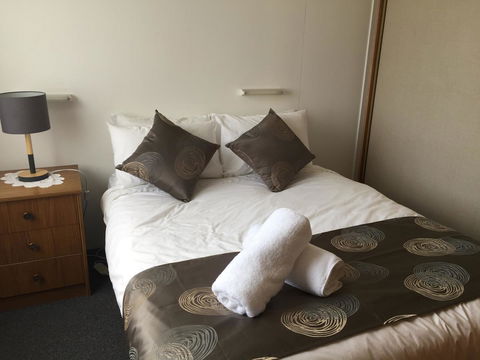 Regatta Point Tavern & Holiday Villas - Accommodation Australia 19