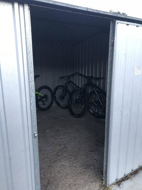 Derby Digs Cottage - Local Tourism 15