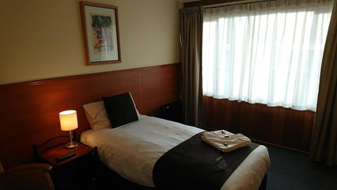 Mt Lyell Motor Inn - Accommodation Australia 1
