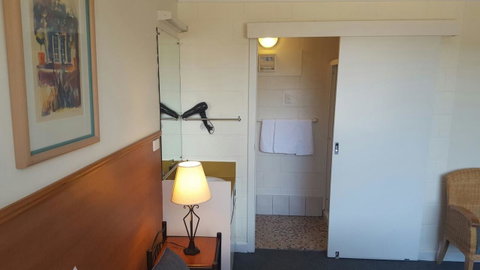 Mt Lyell Motor Inn - Accommodation Australia 30