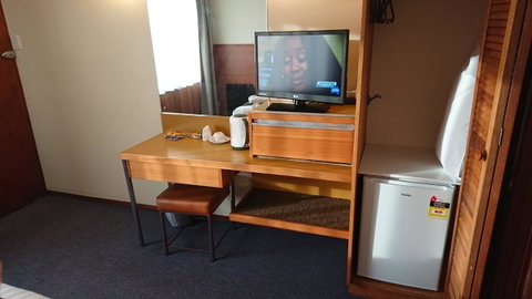 Mt Lyell Motor Inn - Accommodation Australia 2