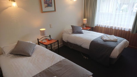 Mt Lyell Motor Inn - Accommodation Australia 26