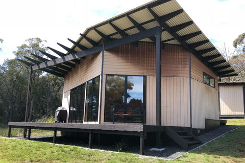 BAY OF FIRES ECO HUT Off Grid Experience At Binalong Bay - Accommodation Australia 0